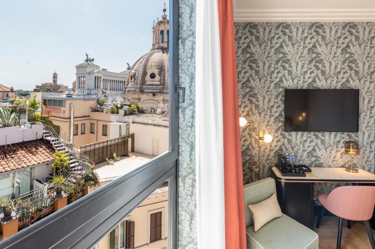 Superior Queen Room with View