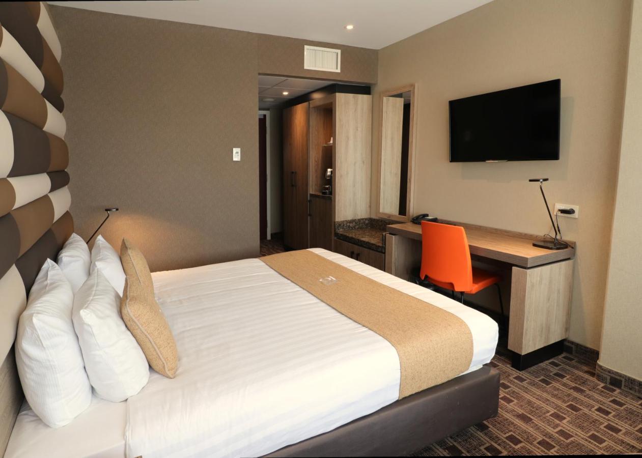 Quarto Duplo Standard