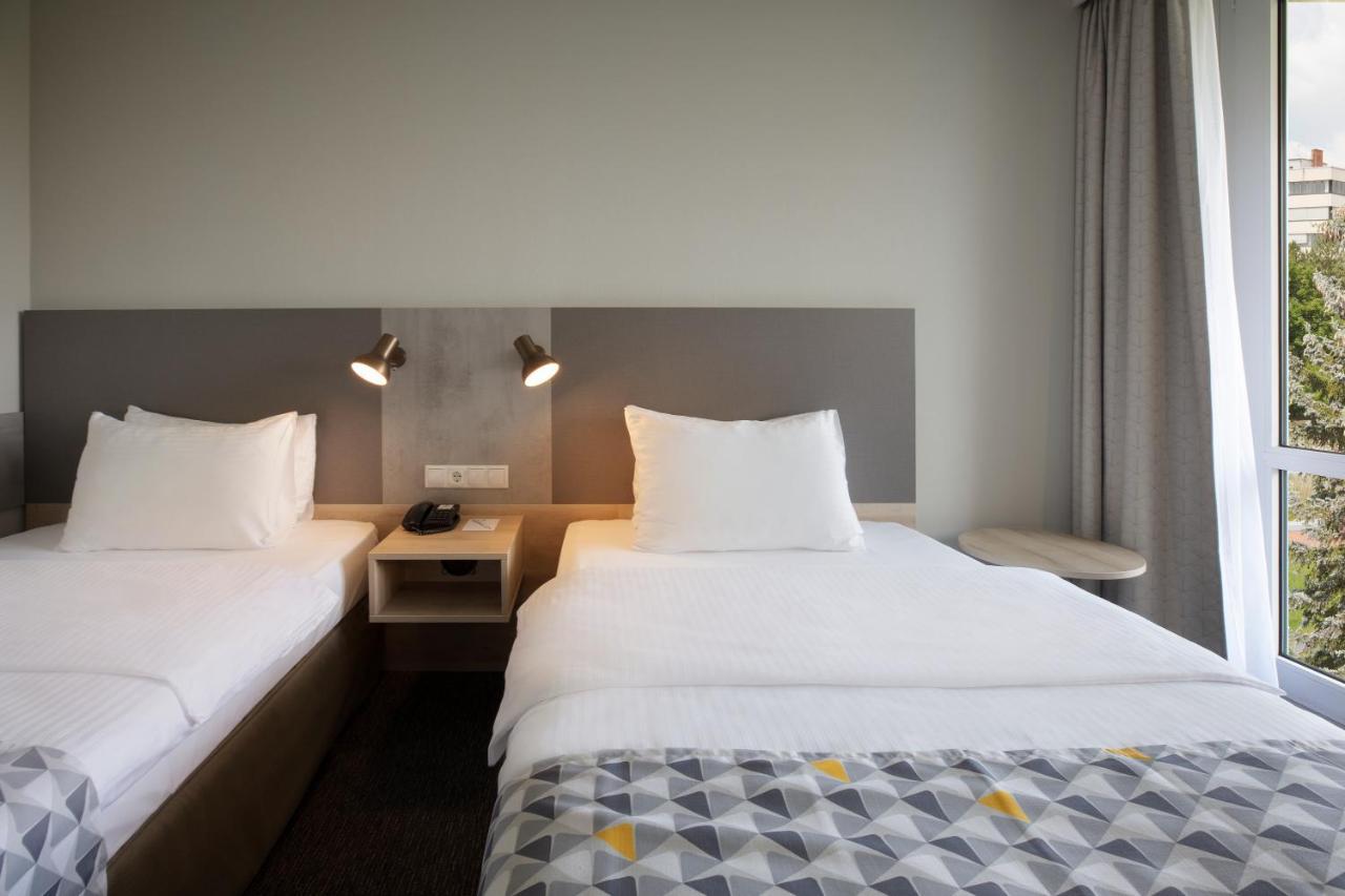 Standard Room,1705637934:JPEG