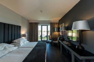 Single Room with Balcony,1433177614:JPEG