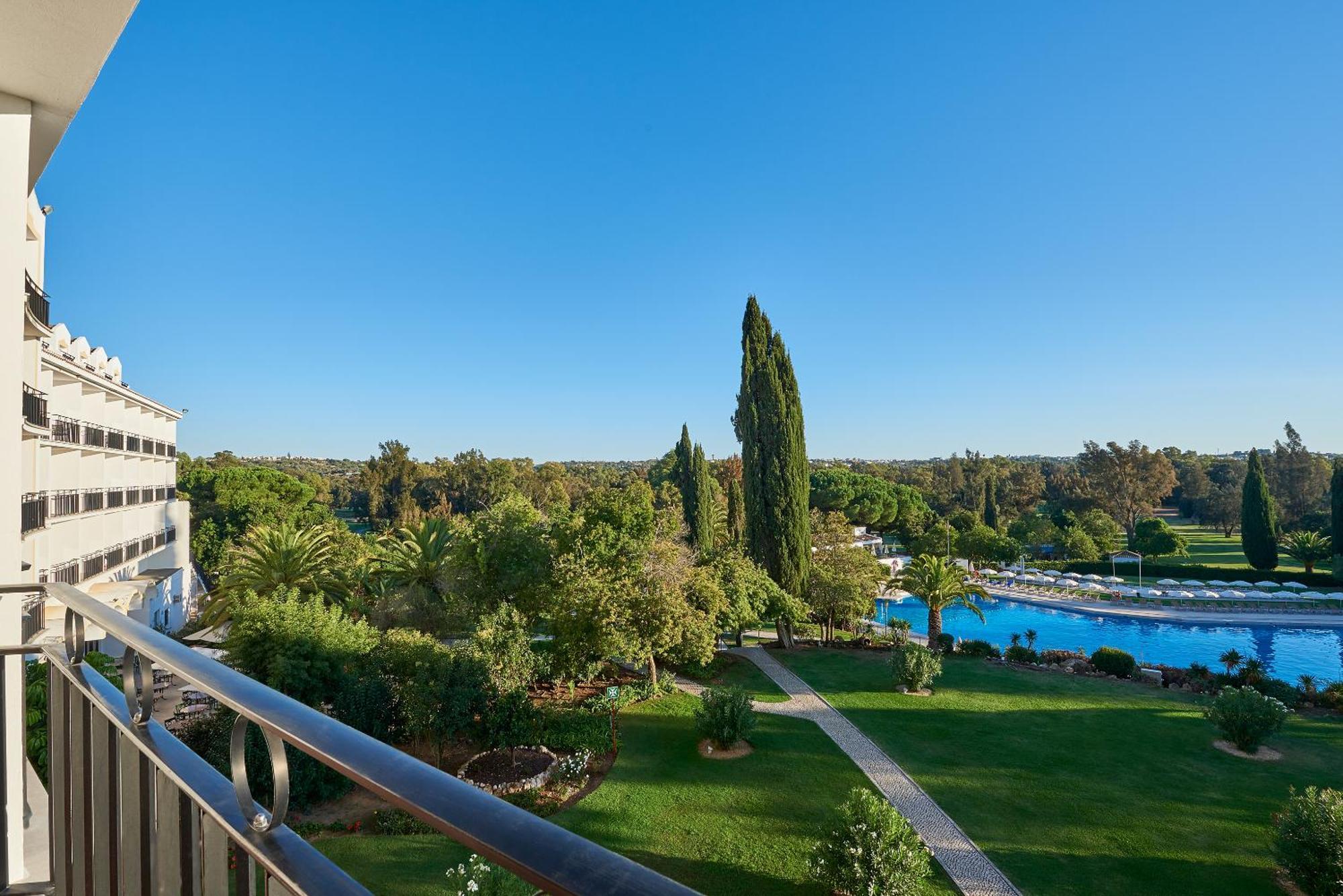 Double Room Pool View