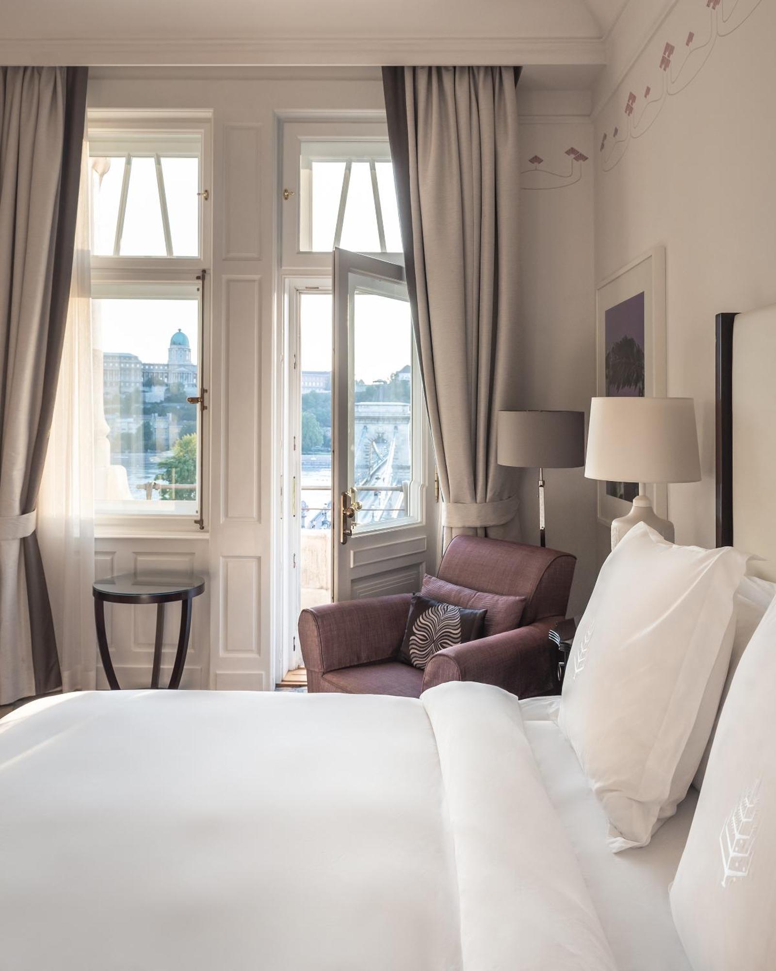 Danube River View King Room,1632256153:JPEG