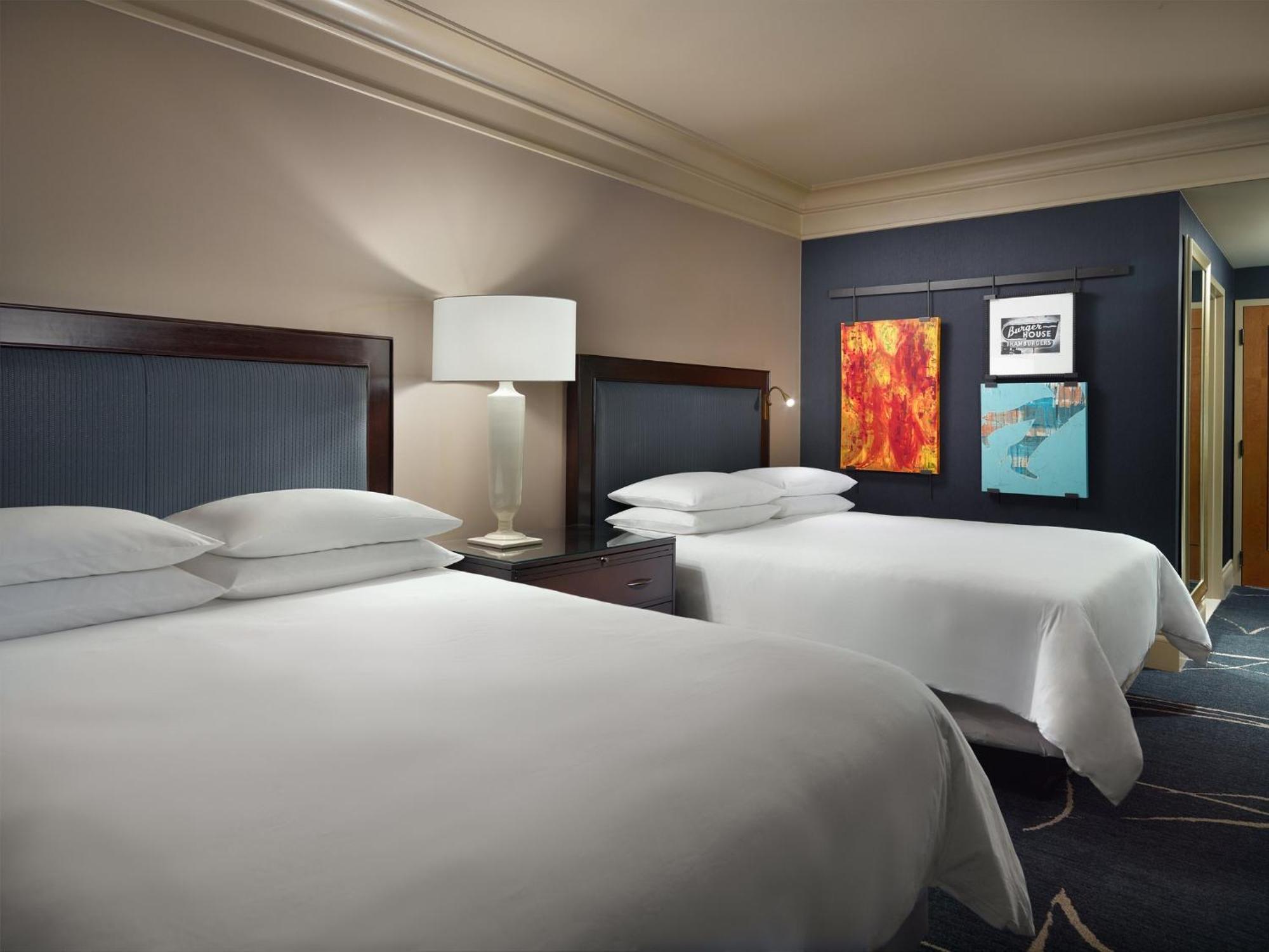 Chambre Premier avec 2 Lits Queen-Size
