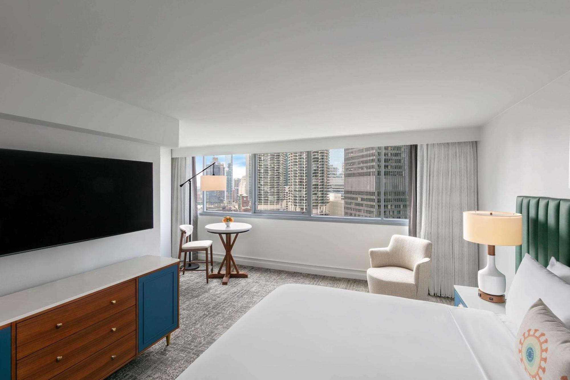 Acomodação com Cama King-size e Vista da Cidade