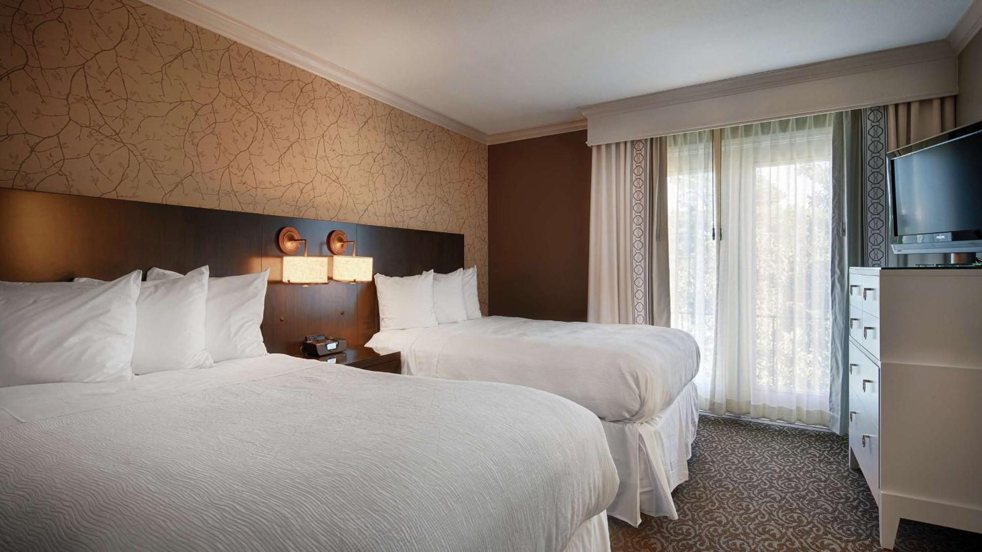 Double Room with Two Double Beds,1275866239:JPEG