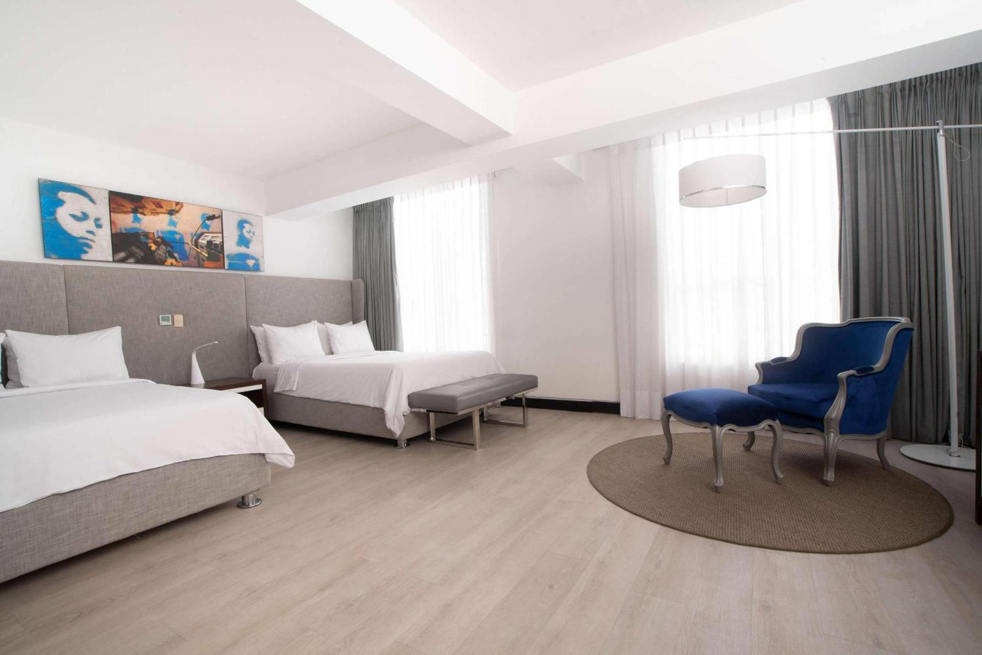 Studio Suite with Two Double Beds,1277949067:JPEG