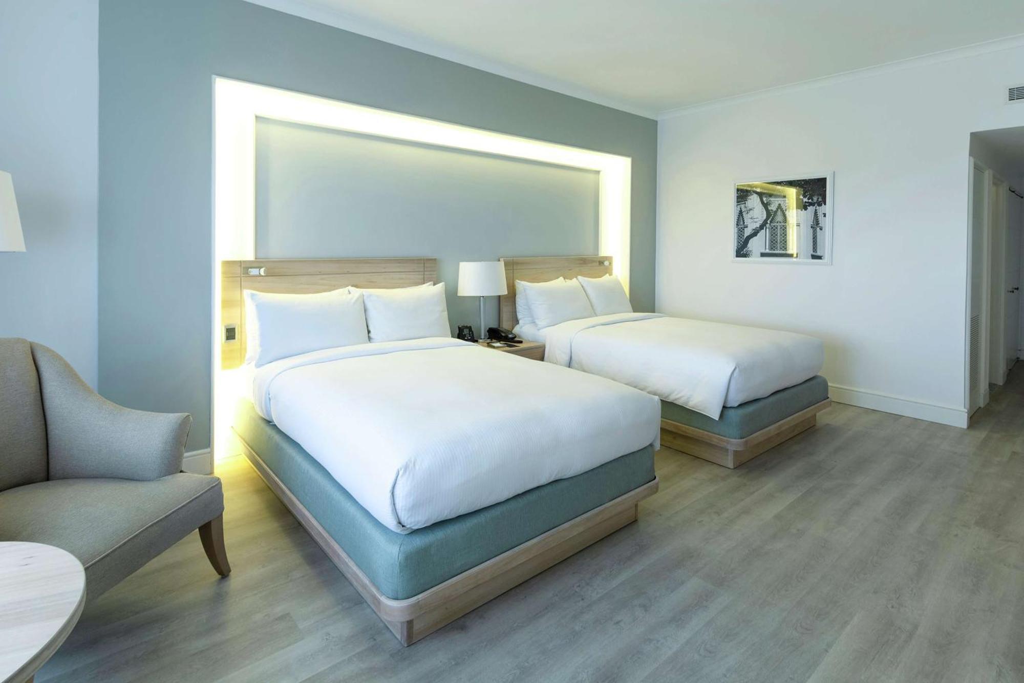 Queen Room with Two Queen Beds,1278044920:JPEG