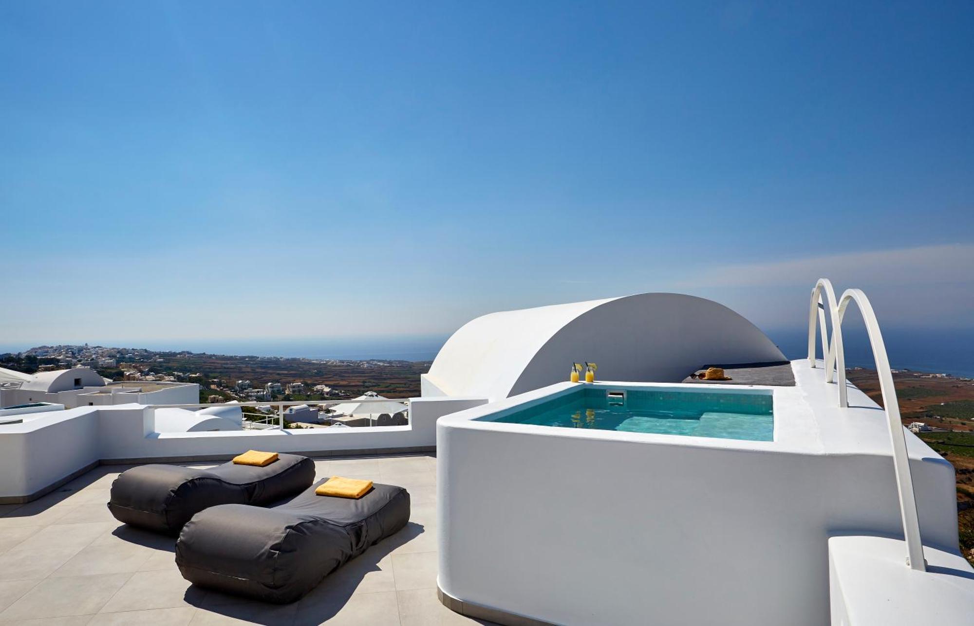 Aperanto Suite Sea View & outdoor Jacuzzi