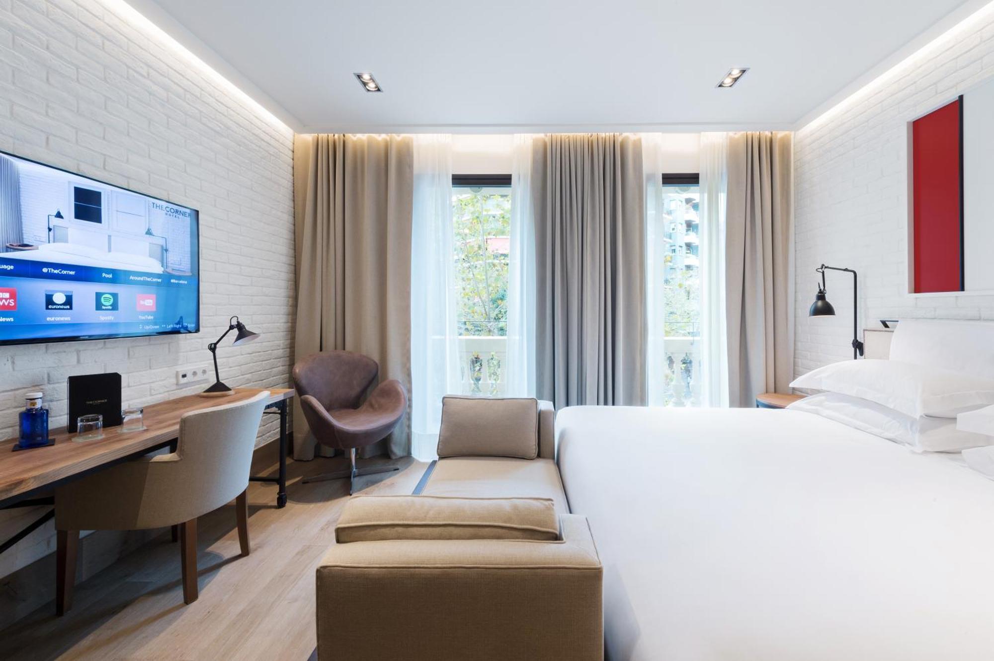 Quarto Deluxe com Cama de Casal ou 2 de Solteiro