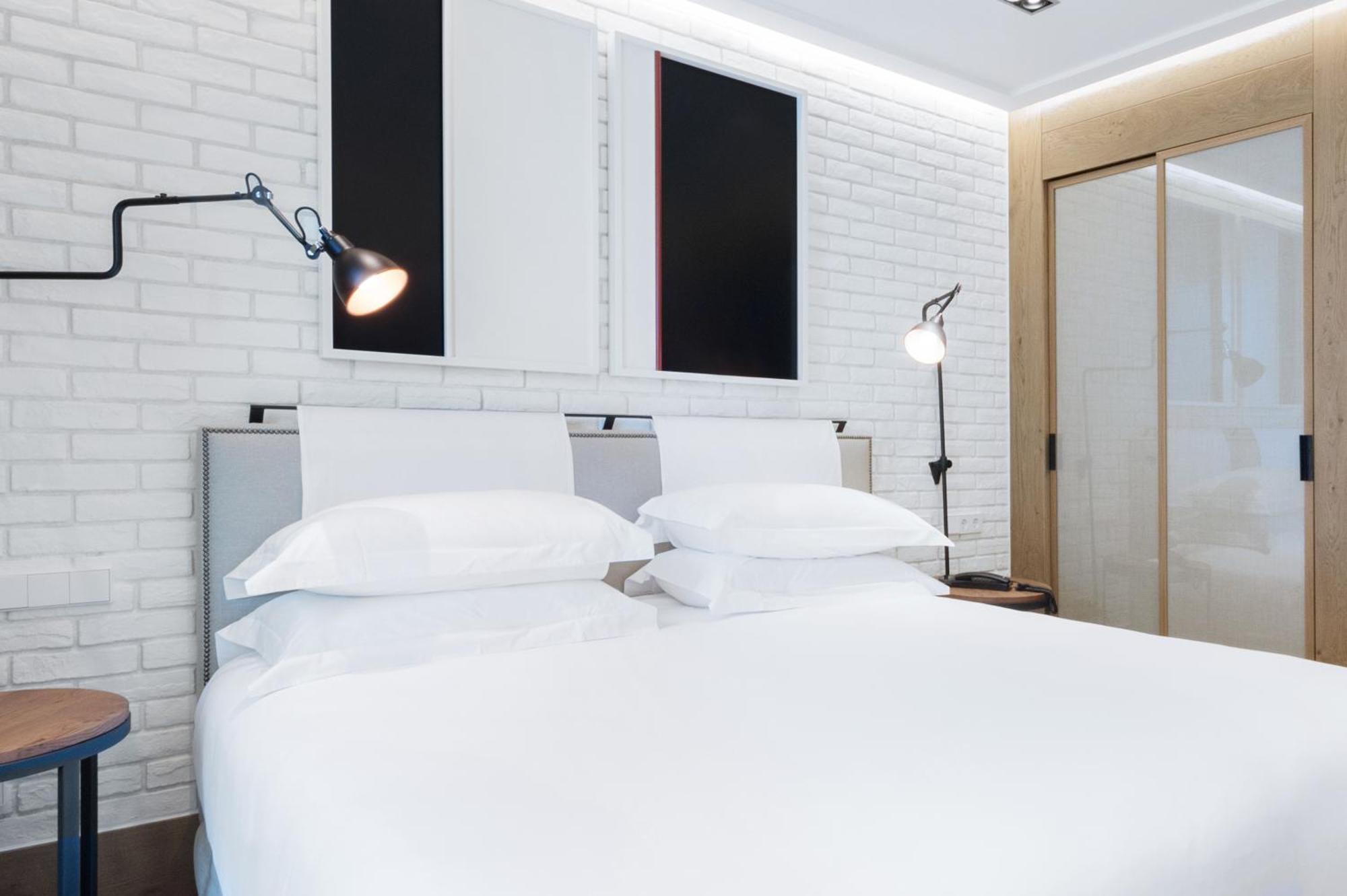 Quarto Superior com Cama de Casal ou 2 de Solteiro