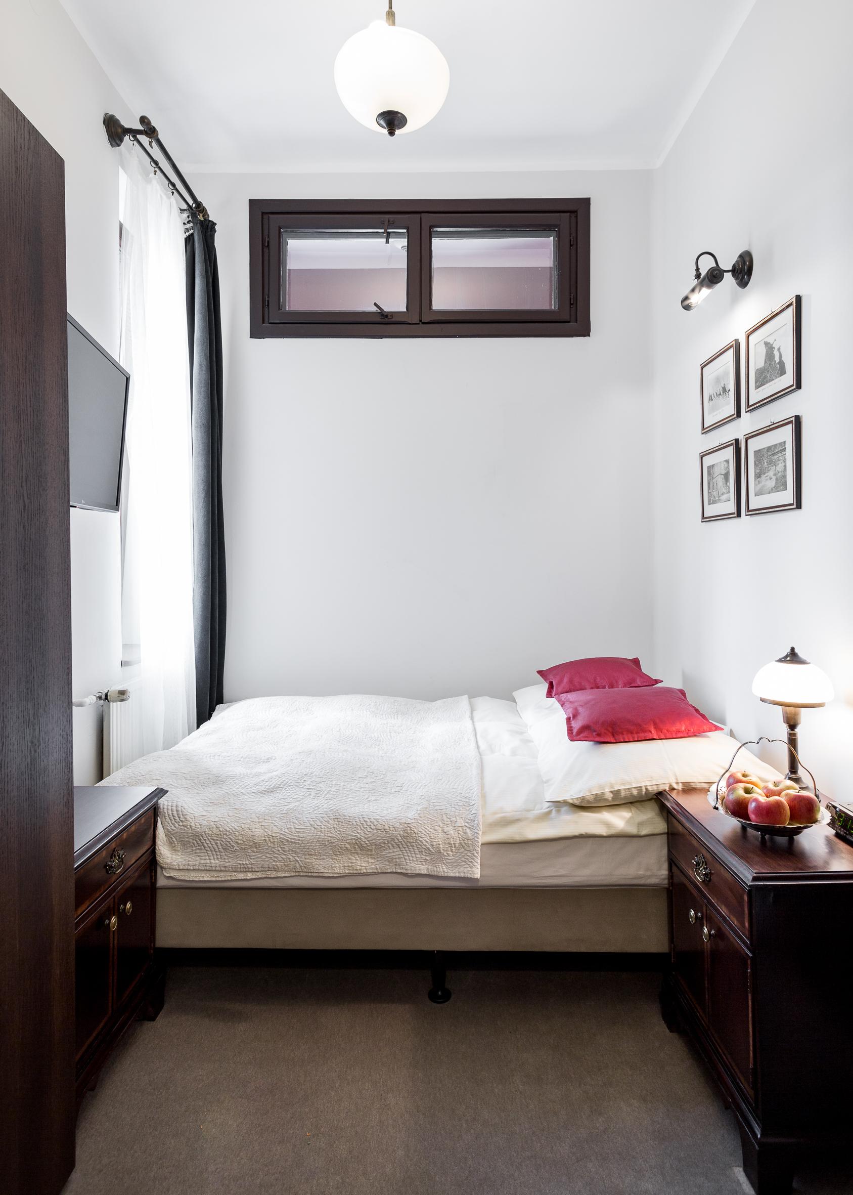 Economy Single Room