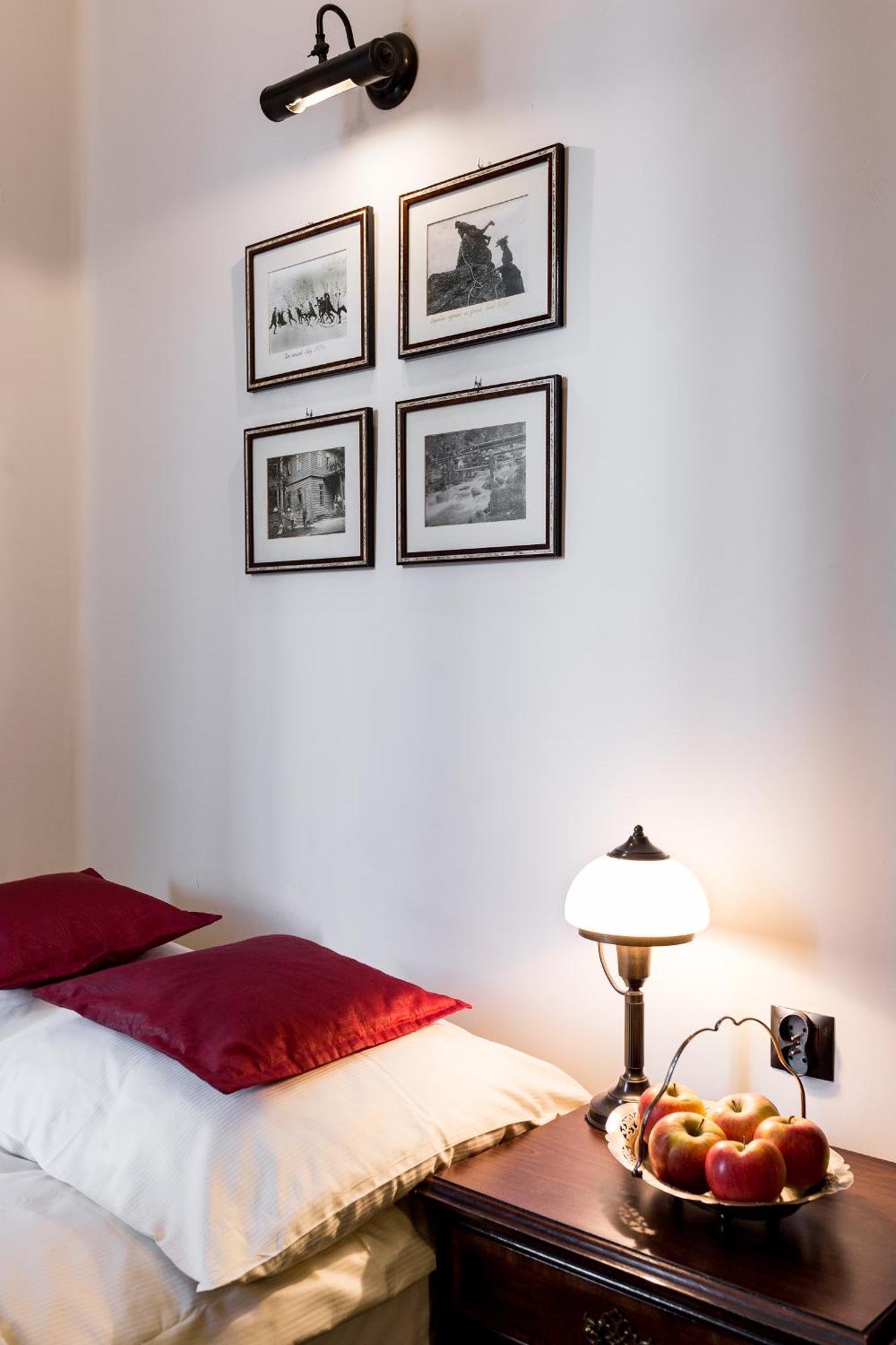 Economy Single Room