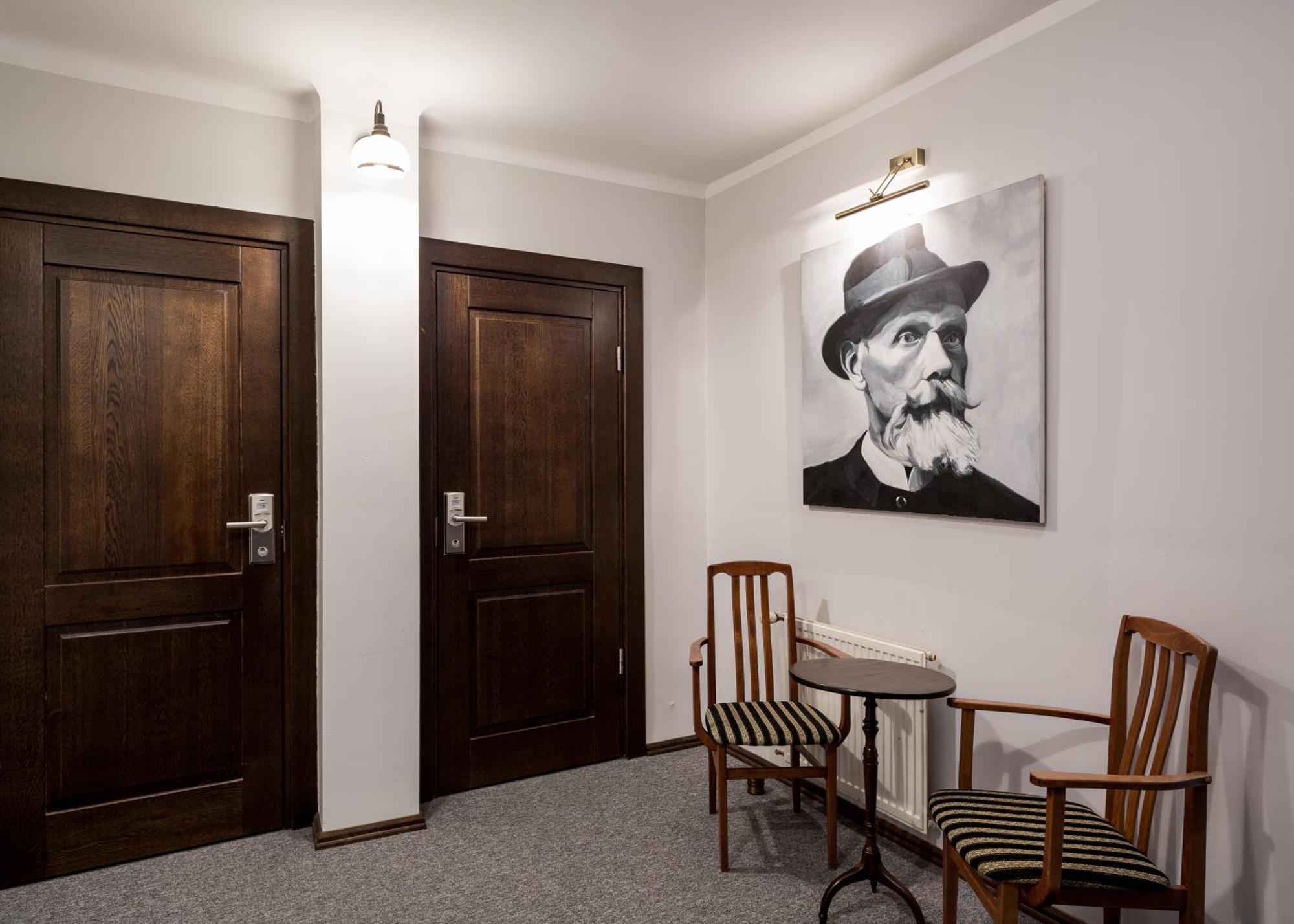 Economy Single Room