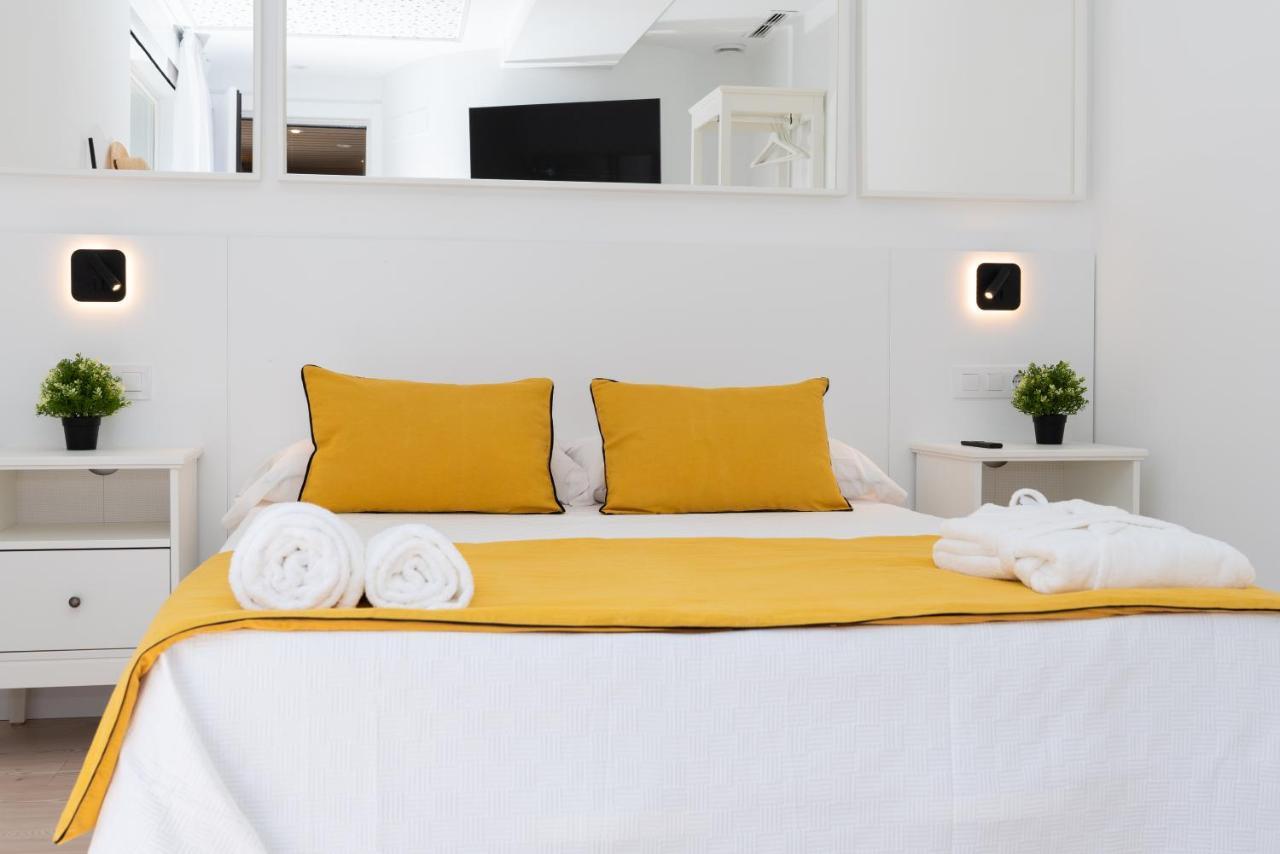Habitación Estándar con baño externo - 1 cama grande
