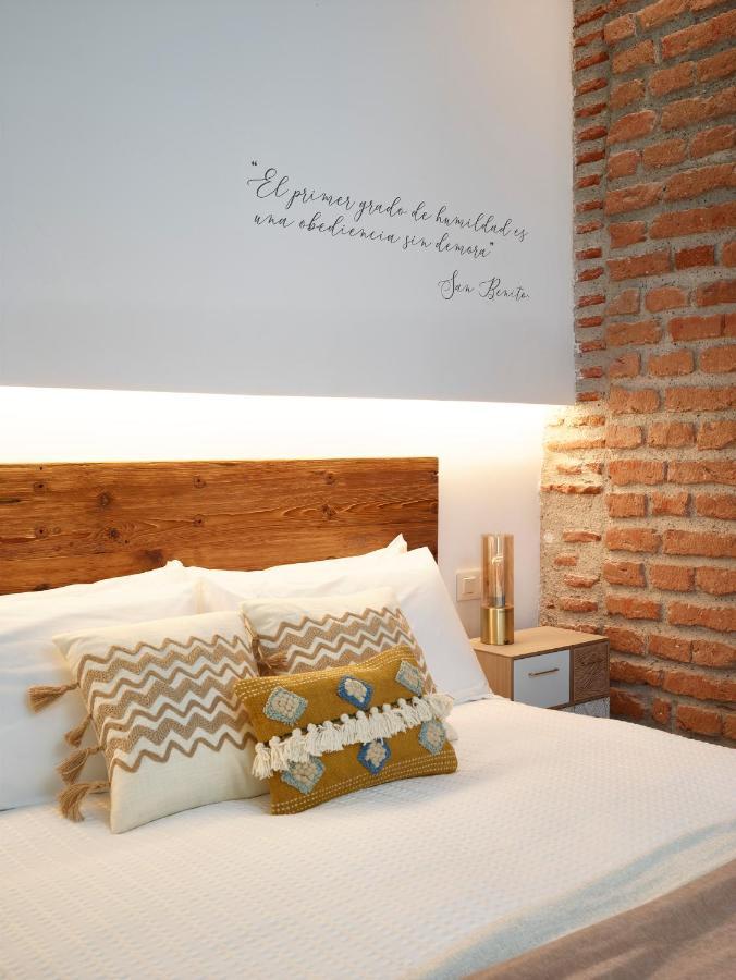 Double Room,1292270998:JPEG