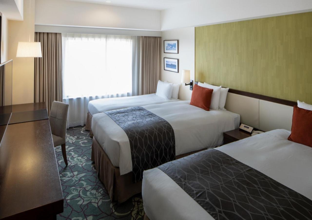 Quarto Superior com 2 Camas de Solteiro e Cama Extra - Não Fumantes