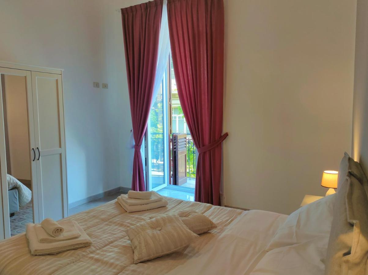 Double Room Private External Bathroom