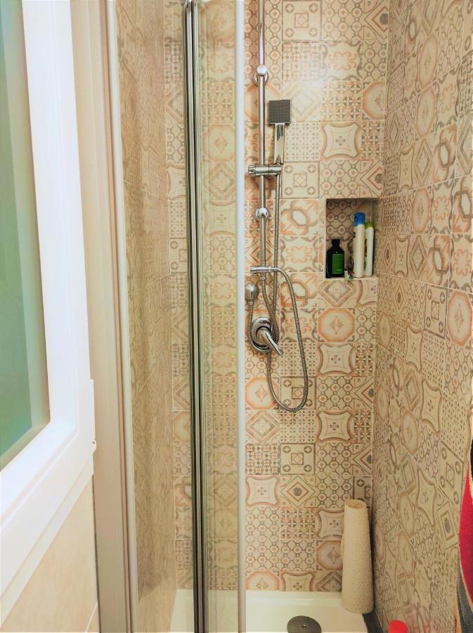 Double Room Private External Bathroom