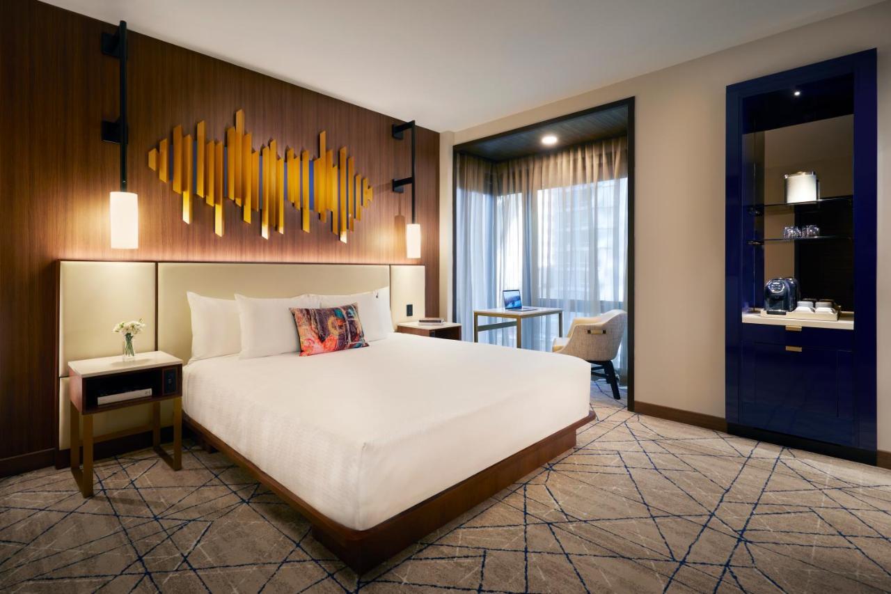 Superior King Room,1300185361:JPEG