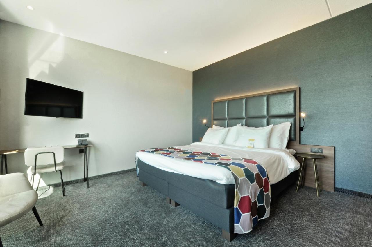 Standard Double Room,1300409731:JPEG