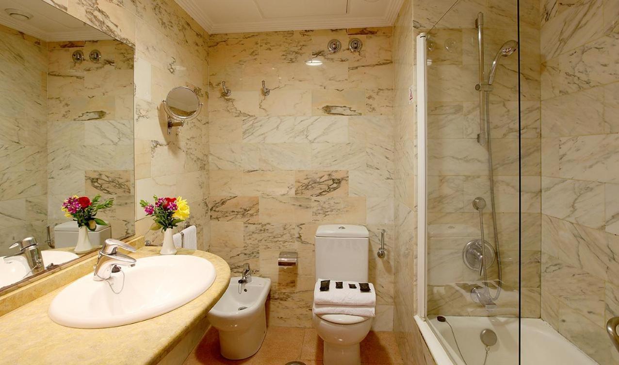 Quarto Duplo ou Twin (2 Adultos)