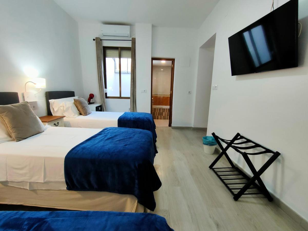 Twin Room with Extra Bed