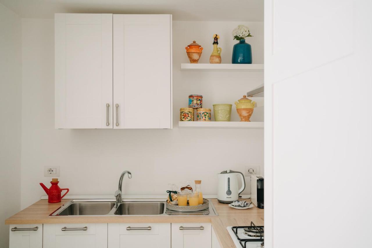 Superior Apartment,1318509991:JPEG