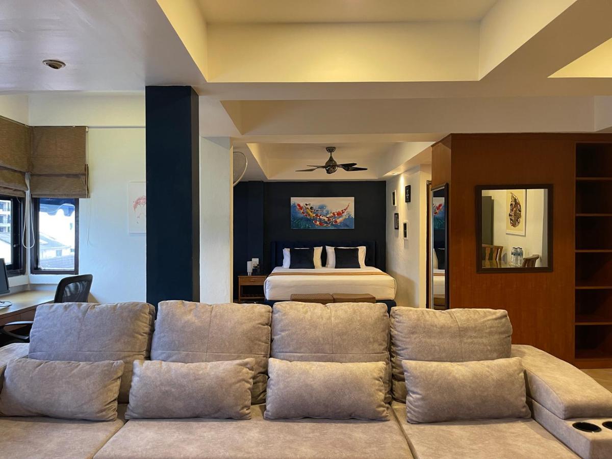 King Suite,1324347850:JPEG