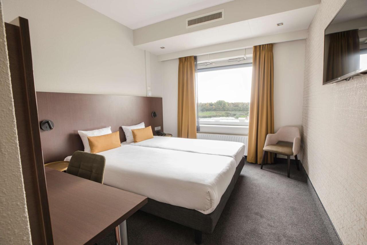 Twin Room,1328390816:JPEG