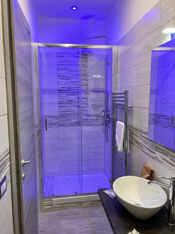 Habitación Doble con baño privado - 2 camas