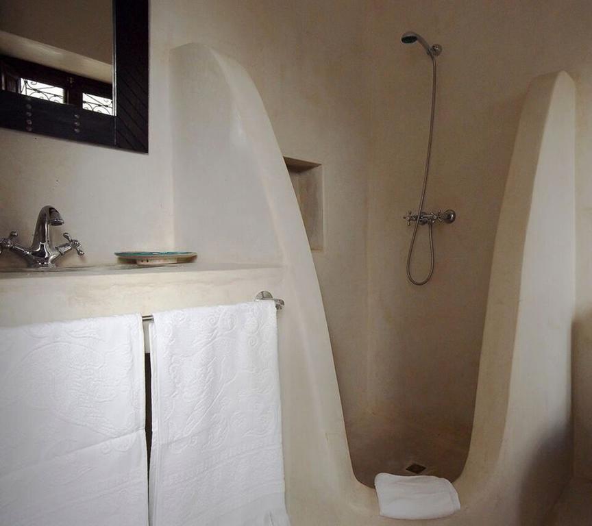 Habitación Doble con baño privado