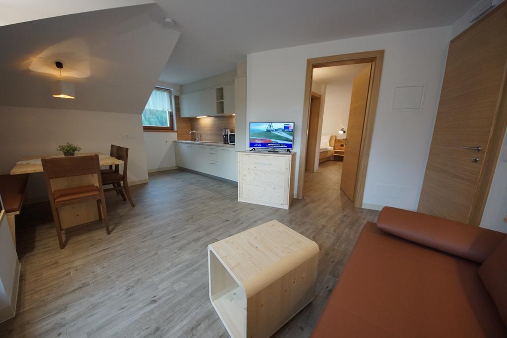 Superior One-Bedroom Apartment,133311816:JPEG