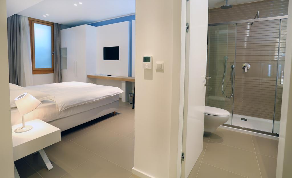 Double Room,134555700:JPEG