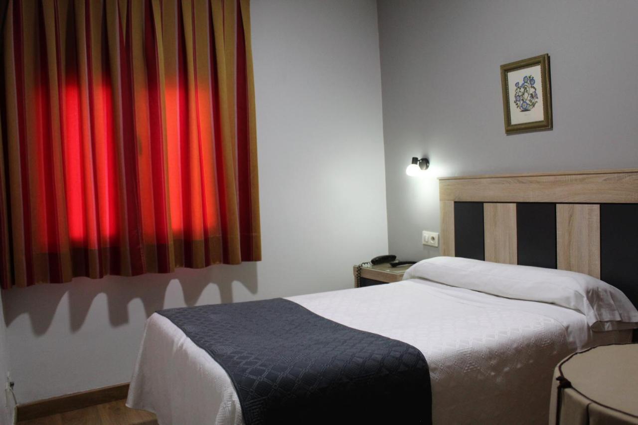 Single Room - Exterior,1345991555:JPEG