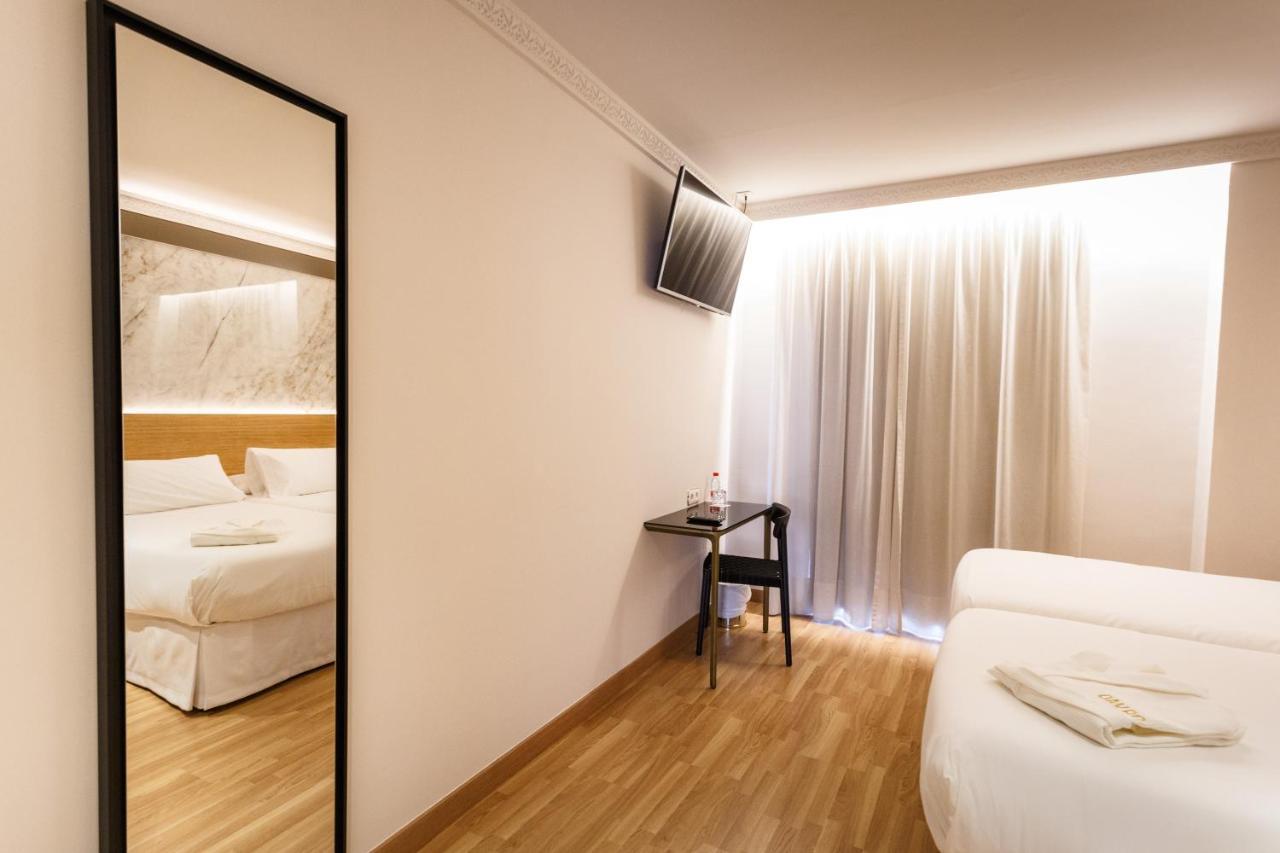 Single Room,1275233875:JPEG