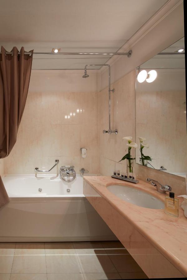 Junior Suite,1706459069:JPEG