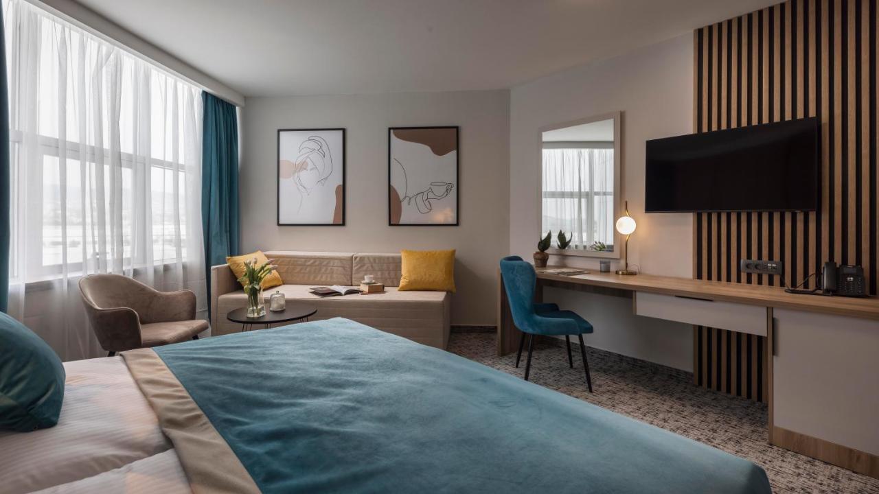Deluxe Tweepersoonskamer met Extra Bed