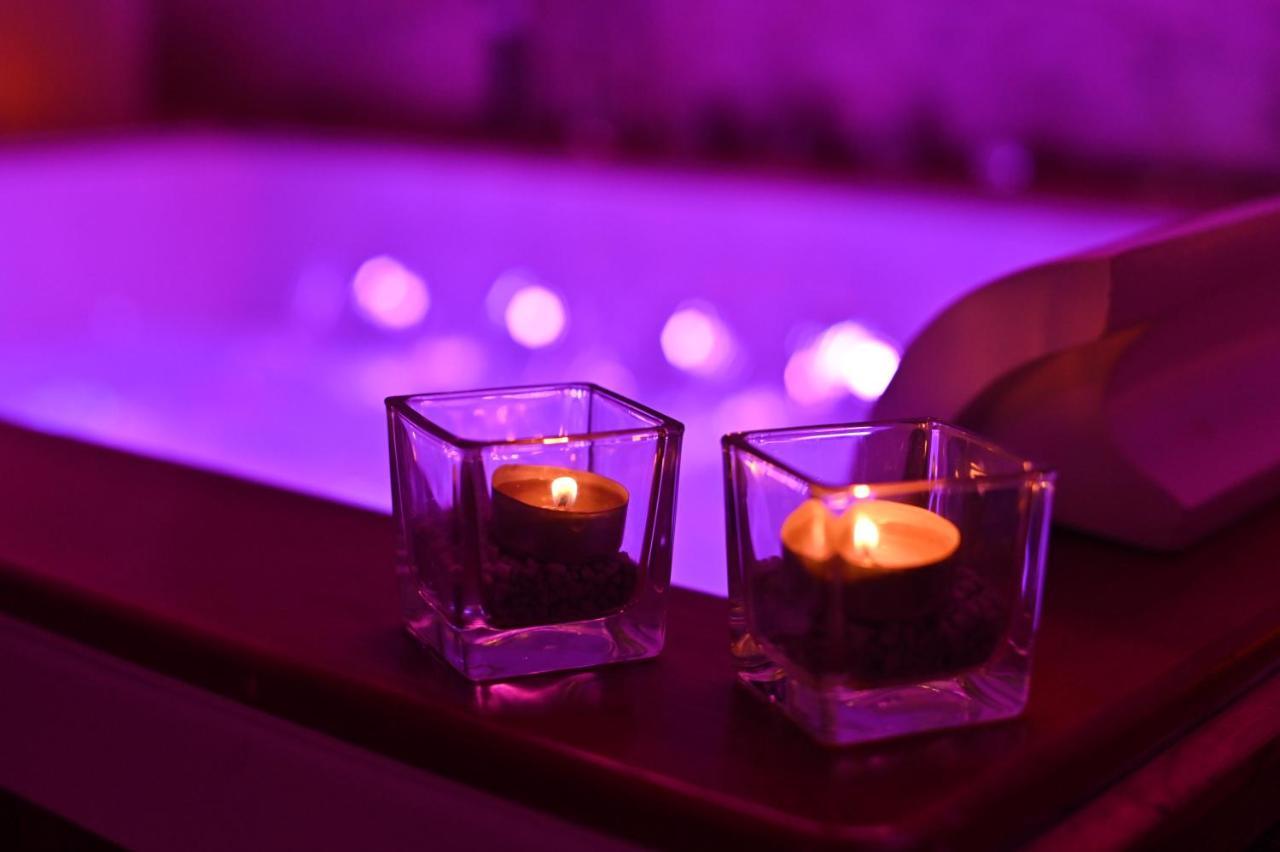 King Room Spa Bath