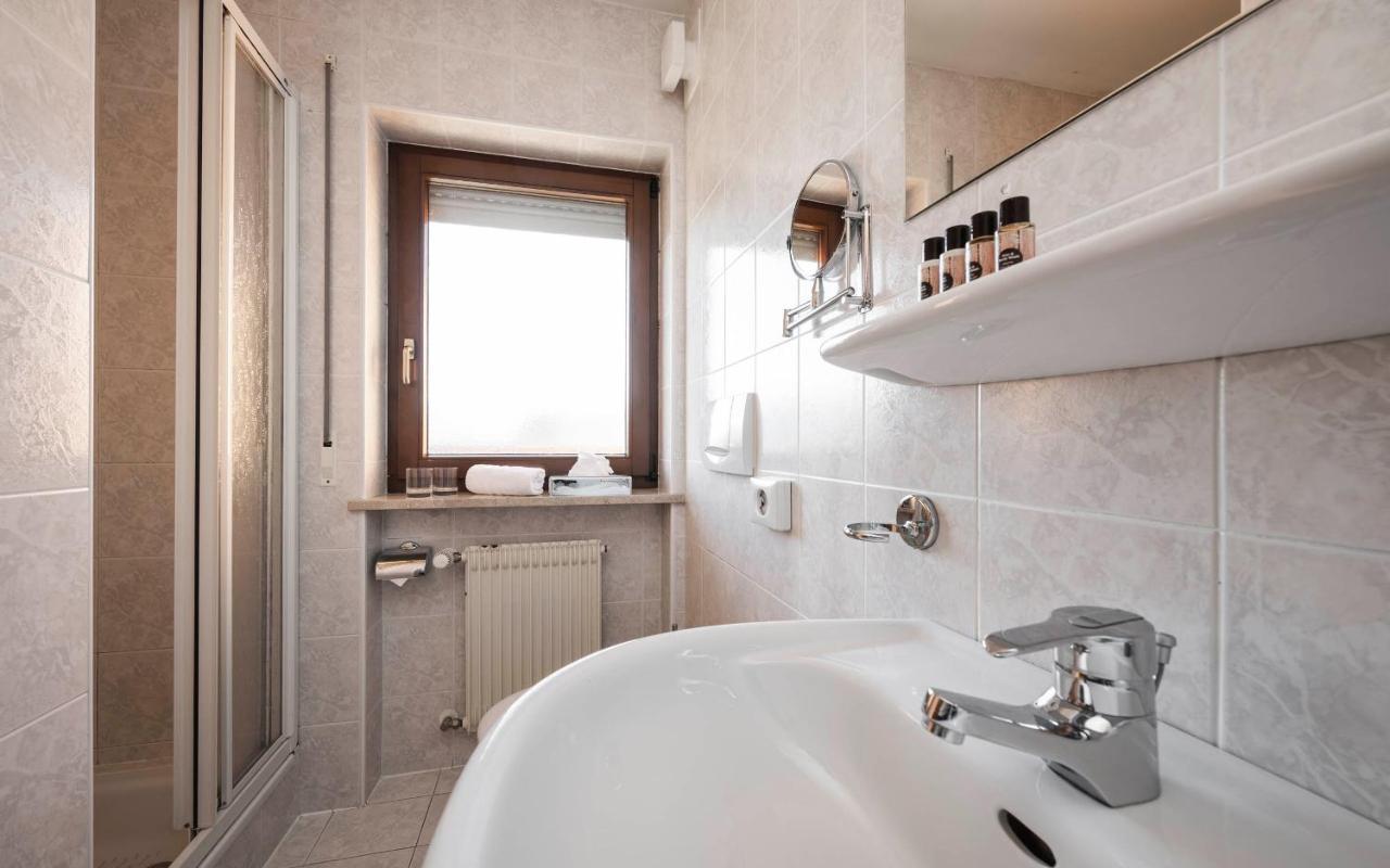 Standard Double Room,1380672158:JPEG