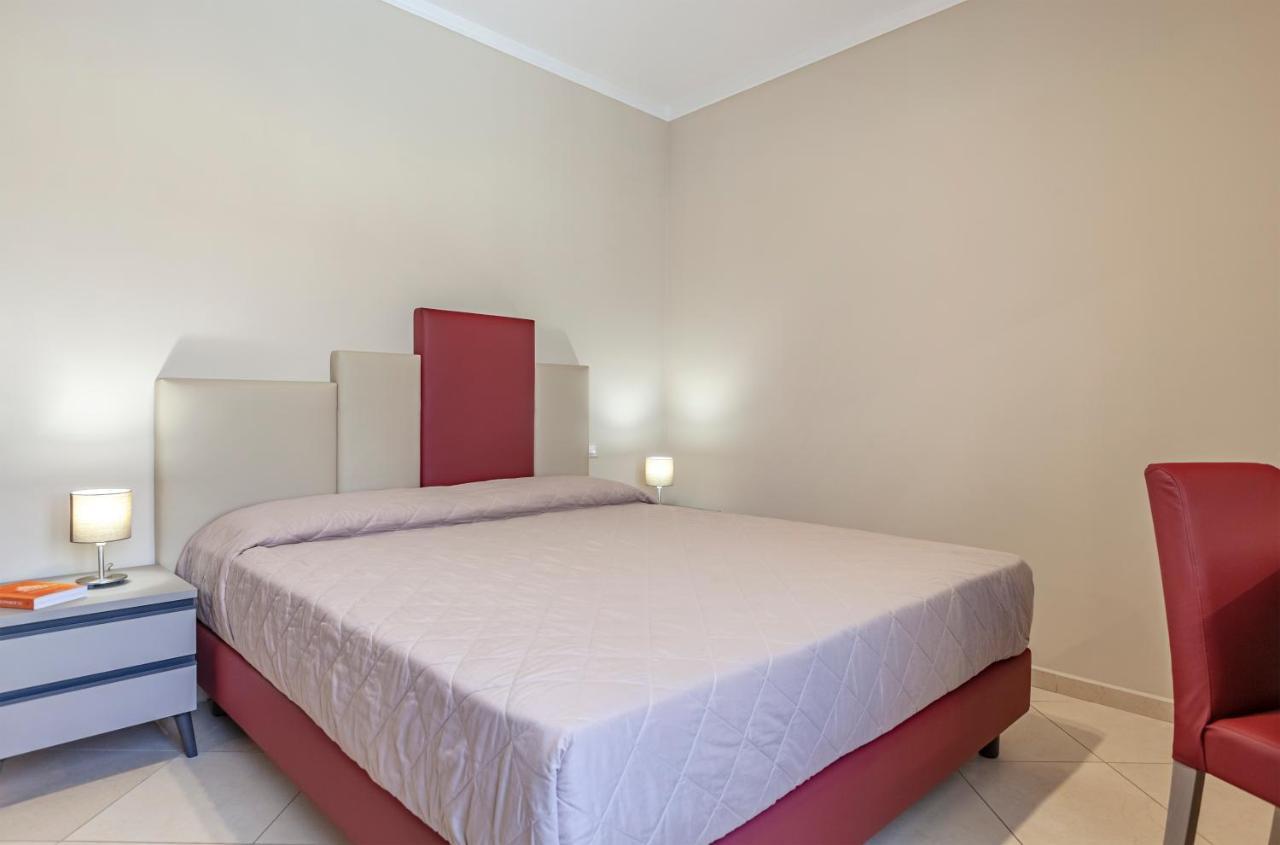 Double Room with Balcony,1381857701:JPEG