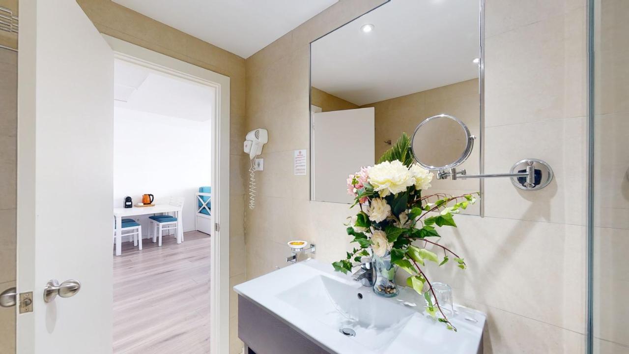 Apartamento de 1 dormitorio con vistas al mar