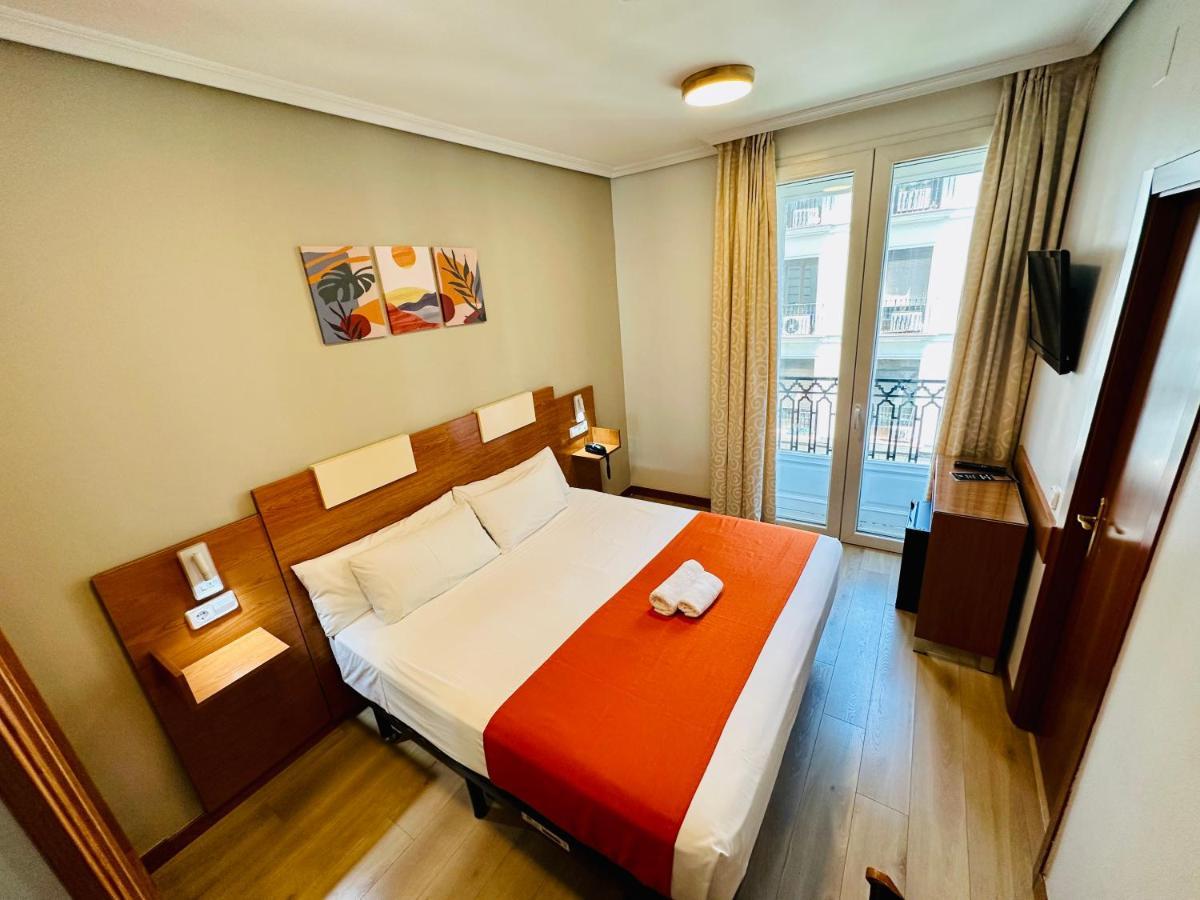 Double Room Balcony City View