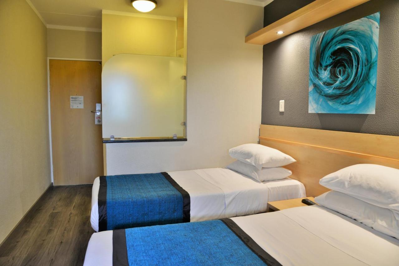 Quarto Standard com 2 Camas de Solteiro