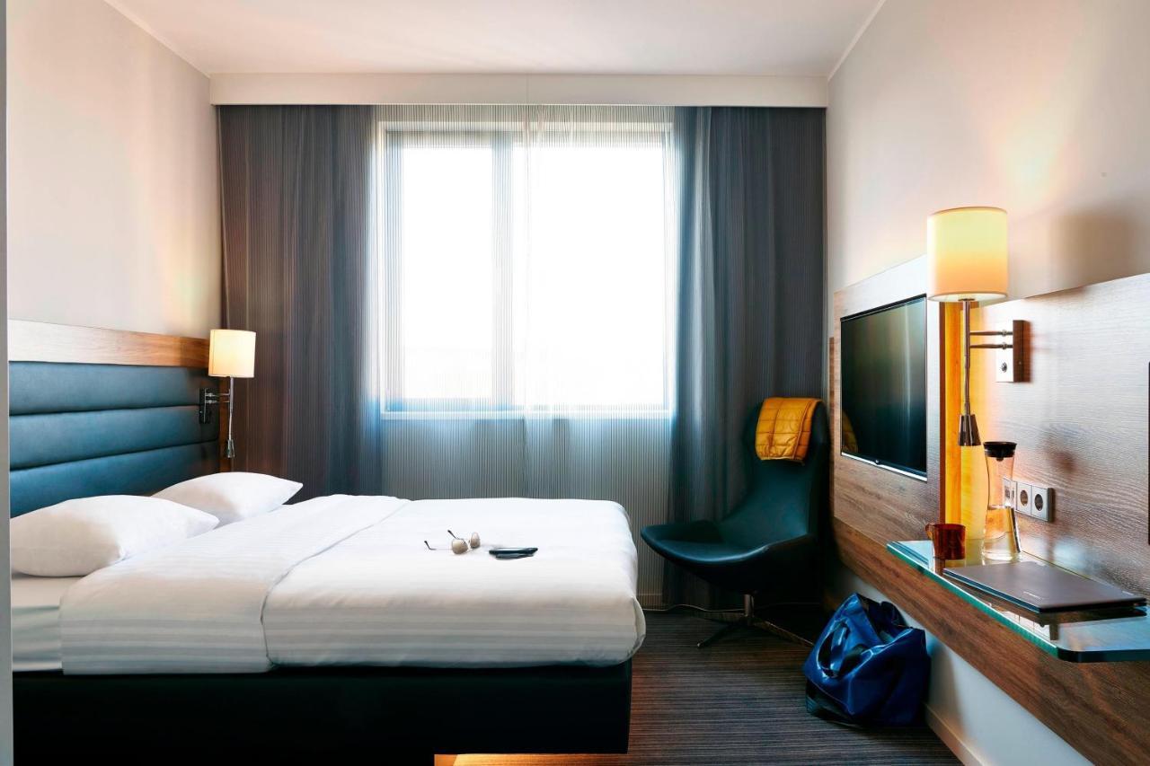 Quarto com Cama Queen-size Moxy Sleeper