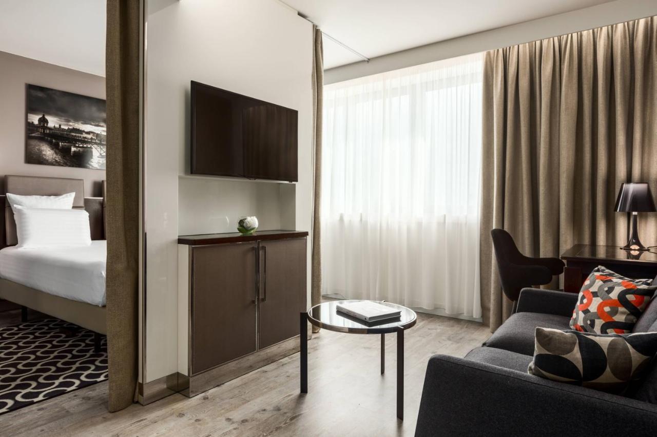 Junior Suite,1596893743:JPEG