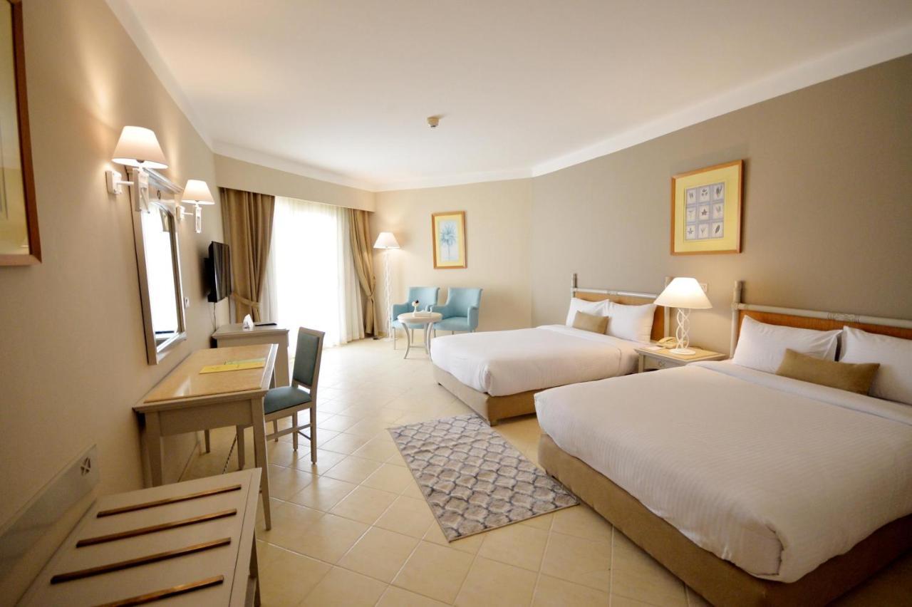Standard Double Room with Side Sea View,1612965987:JPEG