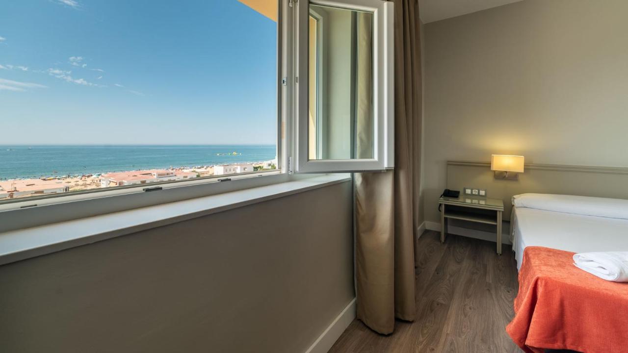 Habitación Cuádruple con vistas al mar