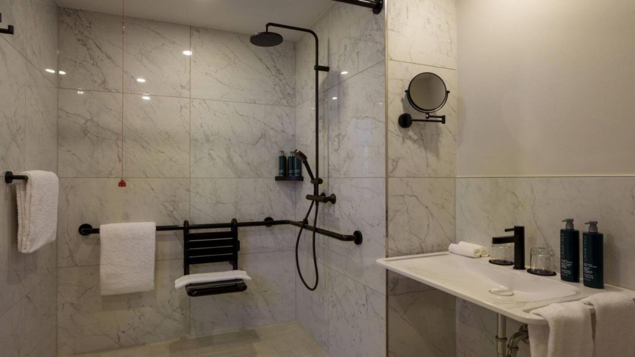 Habitación con cama extragrande - Adaptada para personas de movilidad reducida