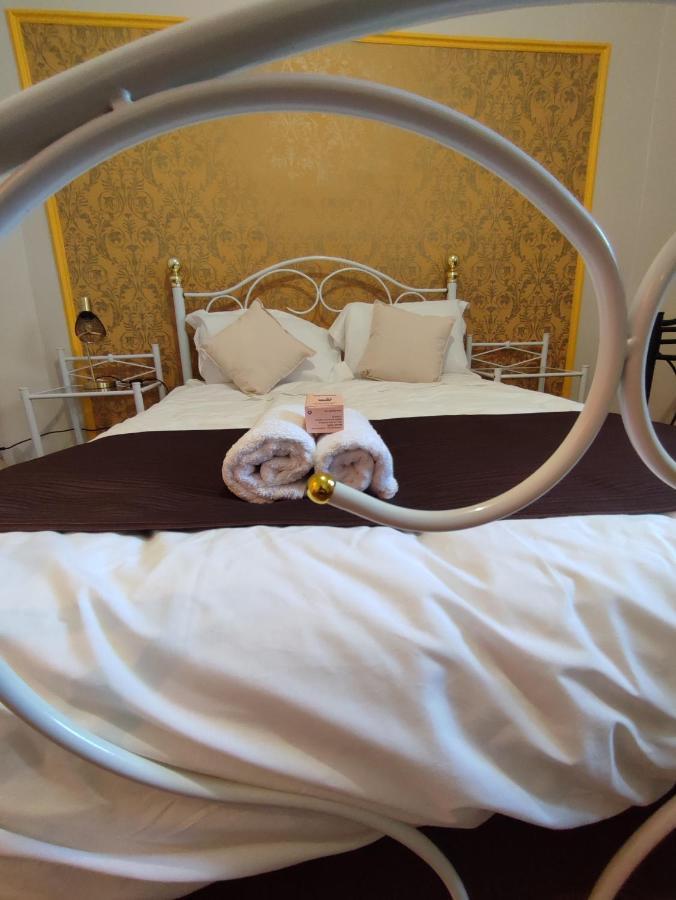 Standard Double Room,1422287235:JPEG