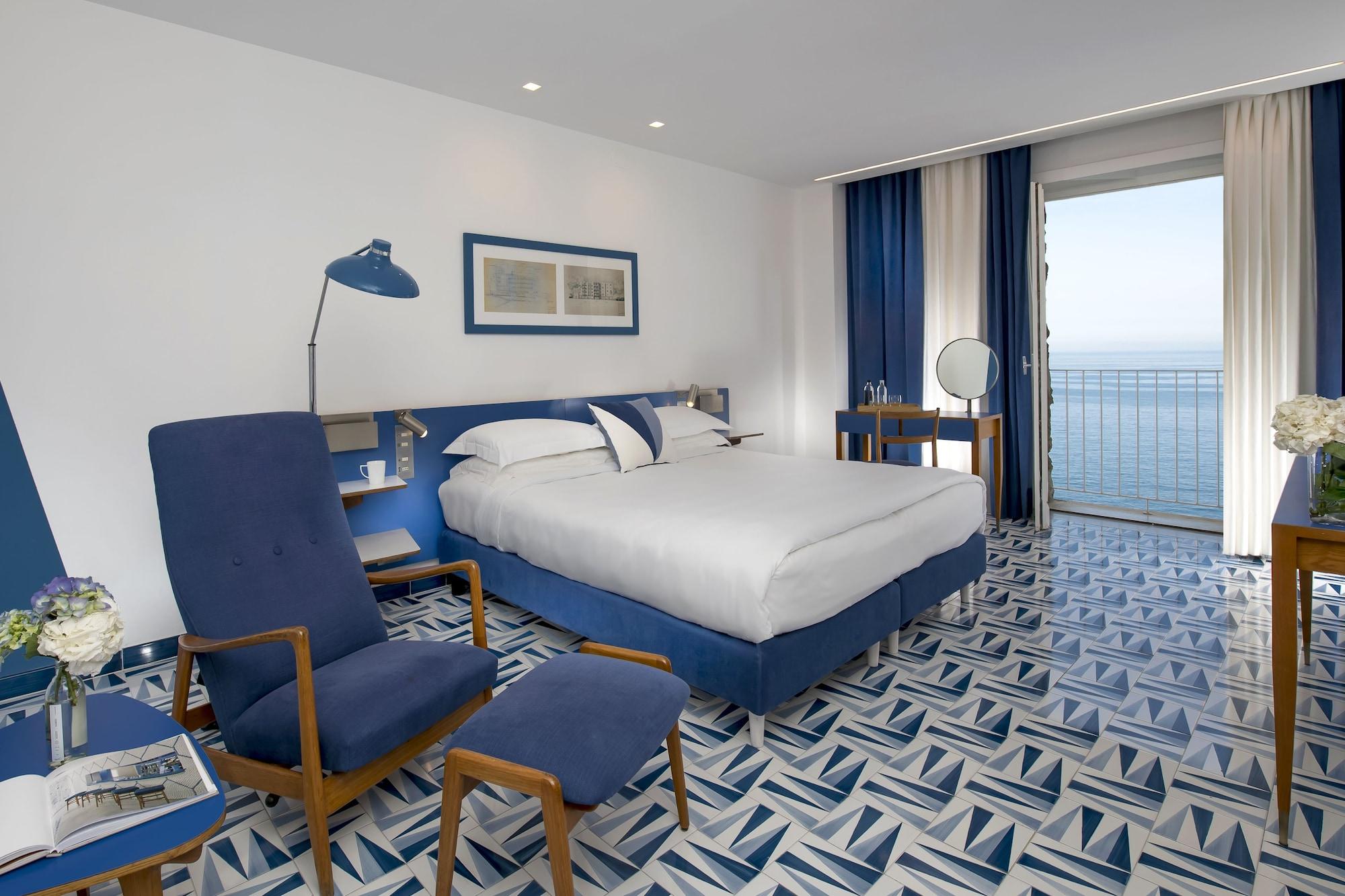 Superior Double or Twin Room with Sea View,1433501320:JPEG